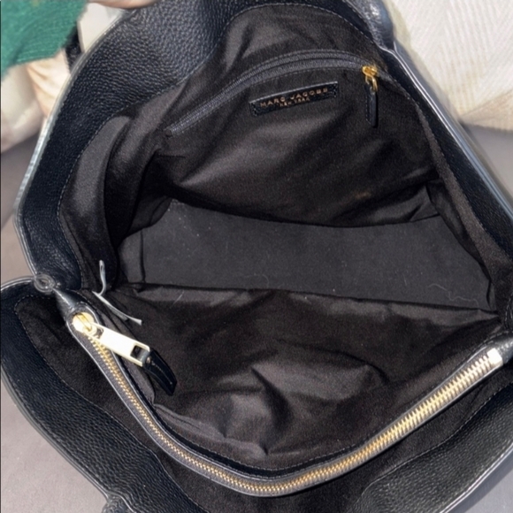 Marc Jacobs Black Tote and Wallet Set - Picture 4 of 8